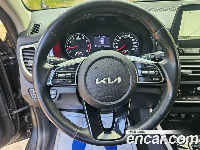 Kia Seltos — Фото автомобиля 12