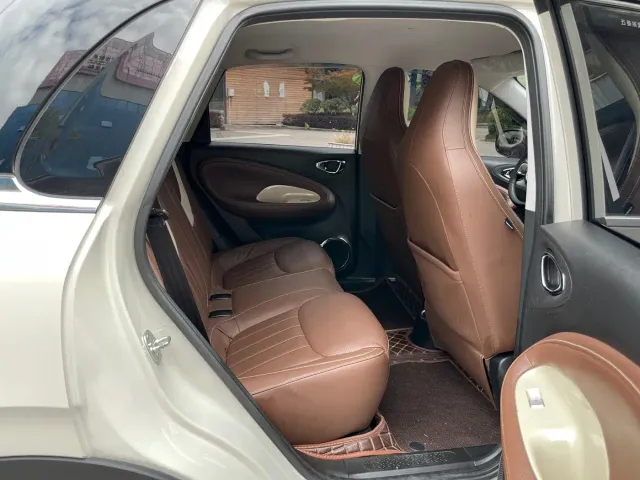 Wuling Bingo — Фото автомобиля 10