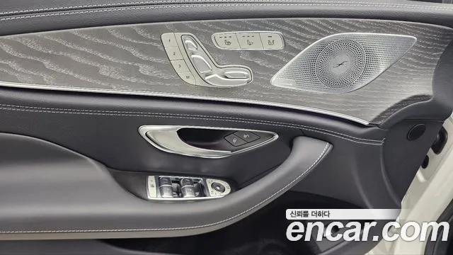 Mercedes-Benz AMG GT 4 двери 43 4MATIC+ — Фото автомобиля 15