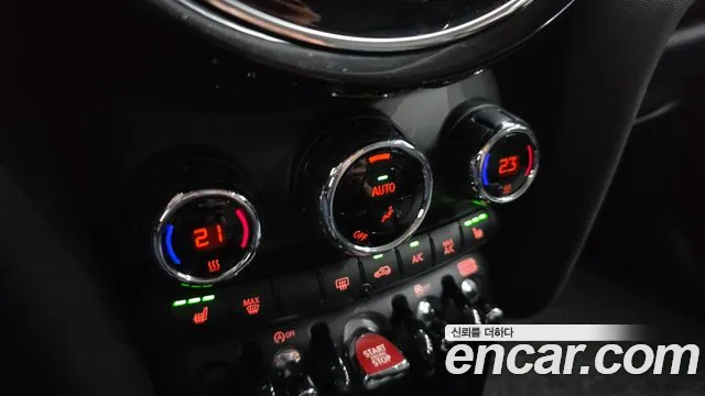 Mini Cooper Cooper 5 дверей Classic — Фото автомобиля 29