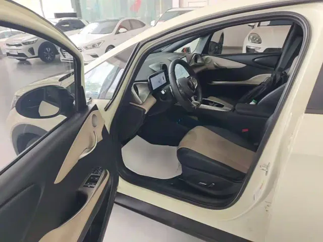 BYD Dolphin — Фото автомобиля 15
