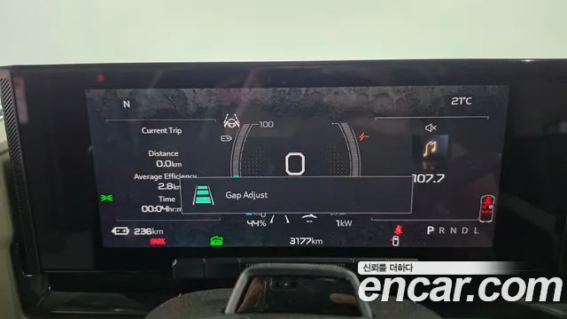 GMC Hummer EV — Фото автомобиля 8