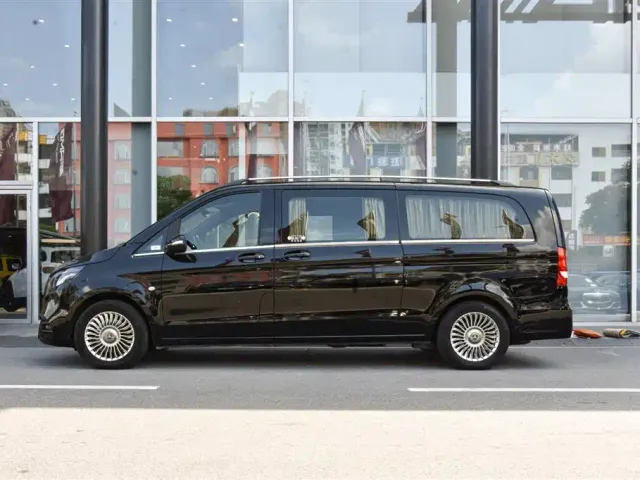 Mercedes-Benz Vito — Фото автомобиля 3