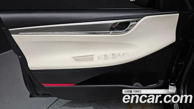 Hyundai Grandeur New — Фото автомобиля 13