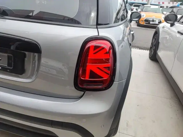 MINI Hatch — Фото автомобиля 7