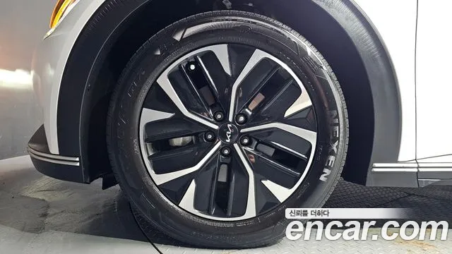 Kia EV6 — Фото автомобиля 5