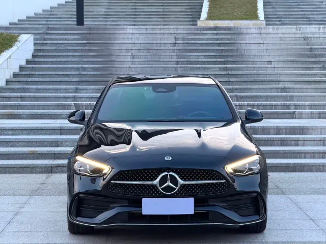 Mercedes-Benz C-Class — Фото автомобиля 2