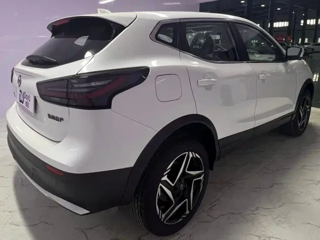 Nissan Qashqai — Фото автомобиля 4