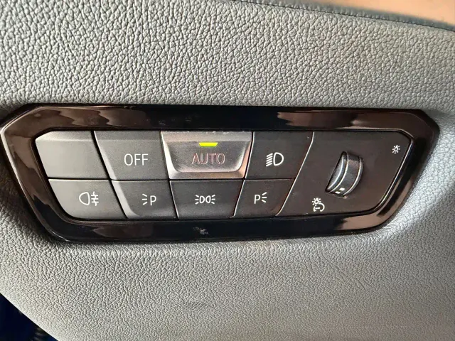 BMW 3 Series — Фото автомобиля 8