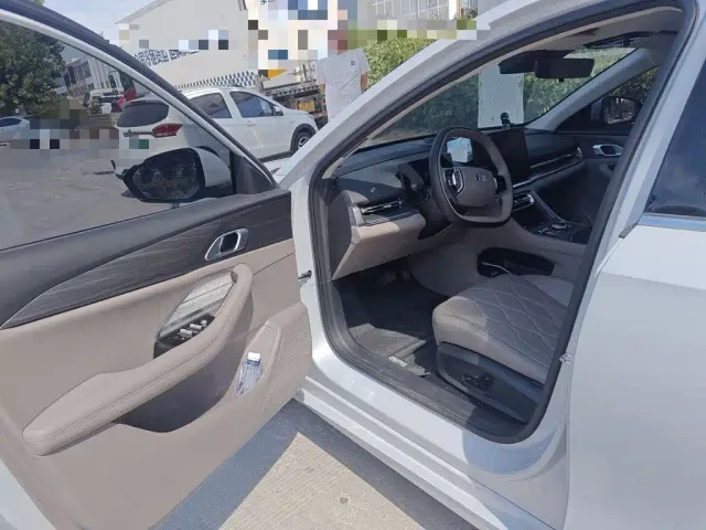 Geely Galaxy A7 EV — Фото автомобиля 12