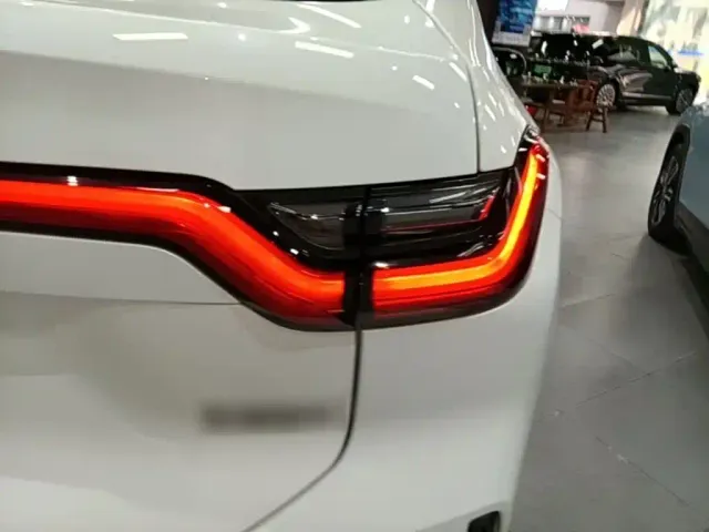 Nio EC6 — Фото автомобиля 7
