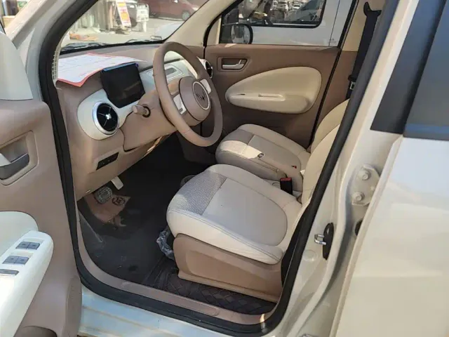 Wuling Hongguang Mini EV — Фото автомобиля 14