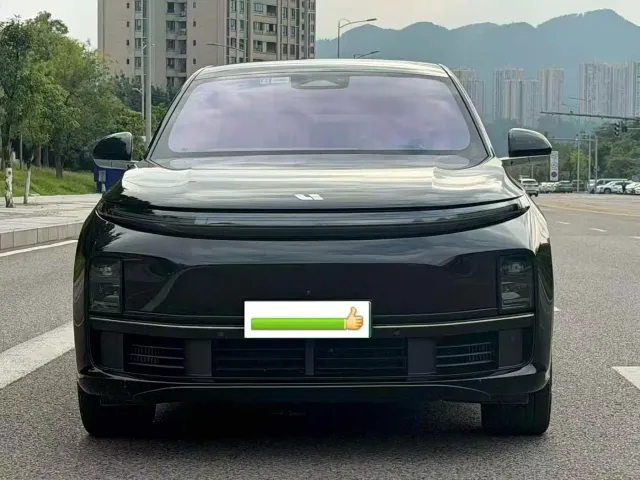 Фотография автомобиля — Li Auto L7