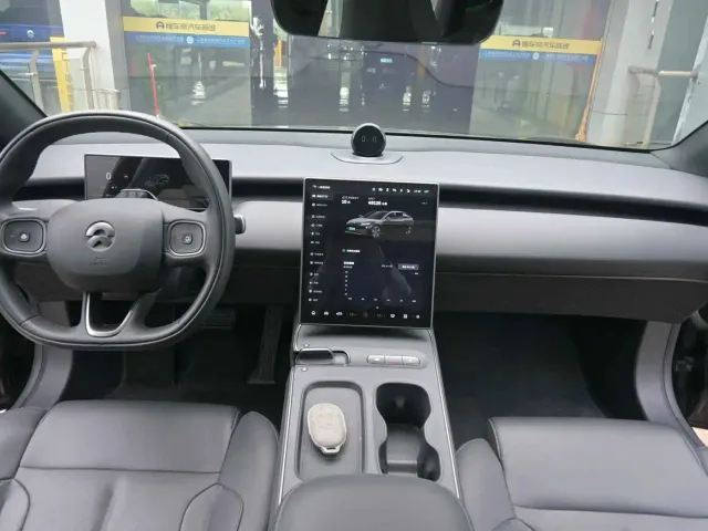 Nio ET5 Touring — Фото автомобиля 6