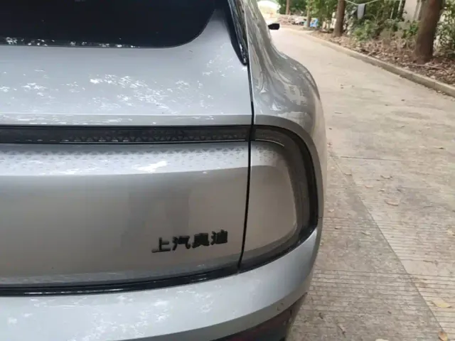 Audi E5 Sportback — Фото автомобиля 7