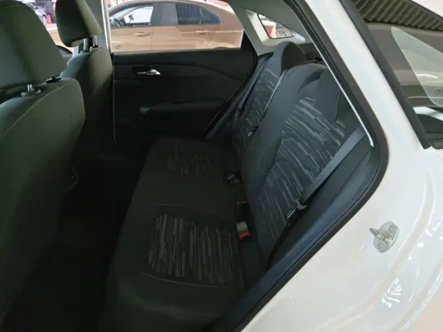 Chevrolet Monza — Фото автомобиля 16