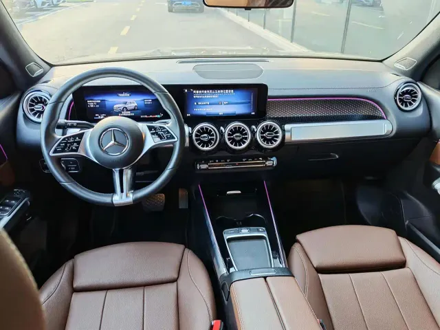 Mercedes-Benz EQB — Фото автомобиля 5