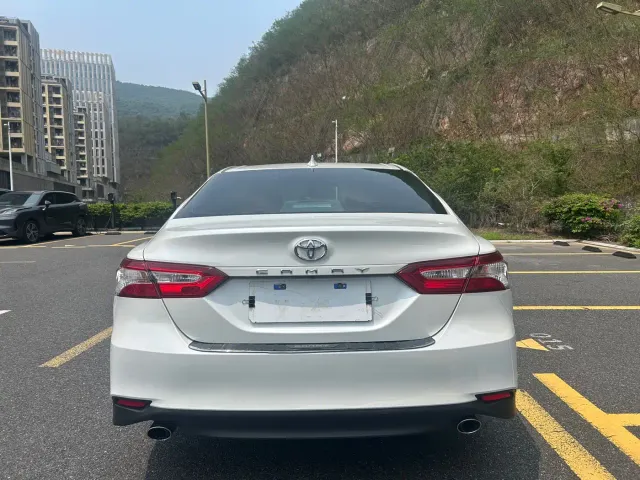 Toyota Camry — Фото автомобиля 28