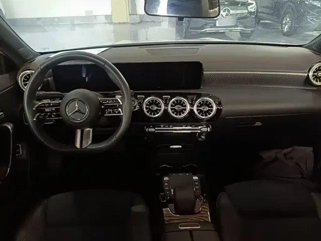 Mercedes-Benz A-Class — Фото автомобиля 9