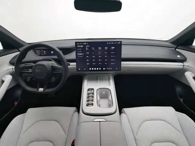 Xiaomi SU7 — Фото автомобиля 5