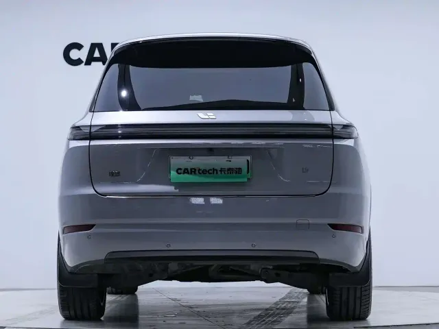 Li Auto L9 — Фото автомобиля 7