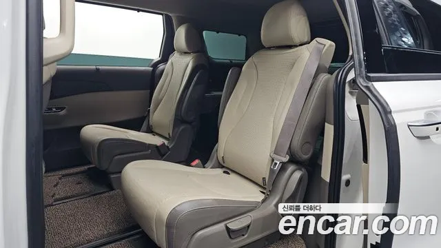 Kia Canival Carnival 4 поколение Дизель 7 мест Outdoor — Фото автомобиля 12