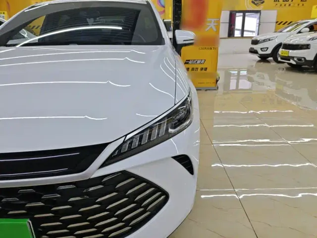 BYD Qin PLUS — Фото автомобиля 23