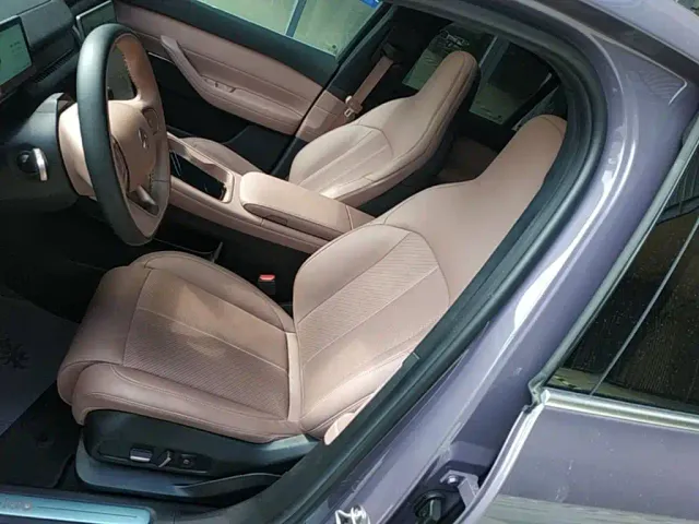 Nio EC6 — Фото автомобиля 14