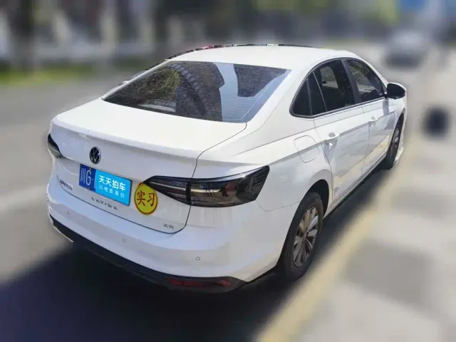Volkswagen Lavida — Фото автомобиля 2
