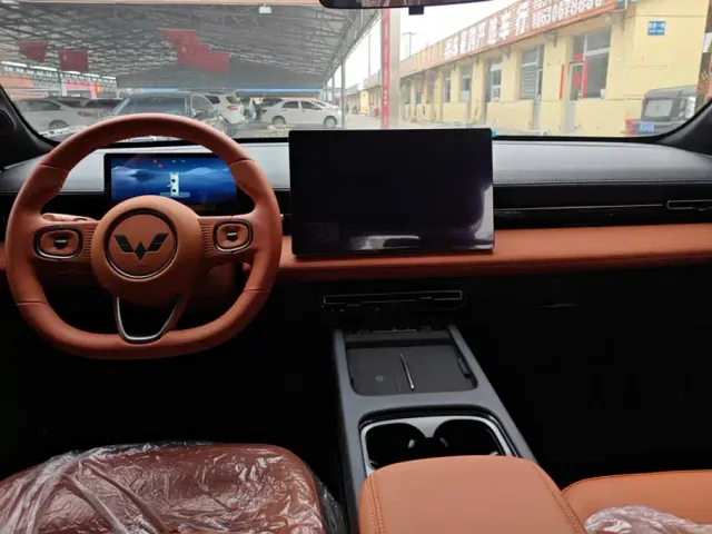 Wuling Starlight — Фото автомобиля 12