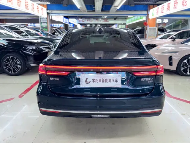 Geely Galaxy Stellar 7 — Фото автомобиля 5
