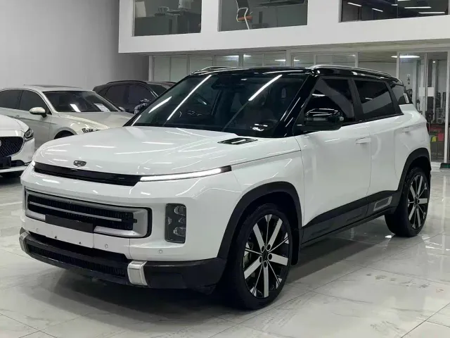 Фотография автомобиля — Geely ICON