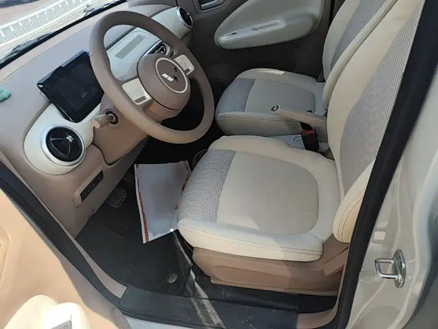 Wuling Hongguang Mini EV — Фото автомобиля 14