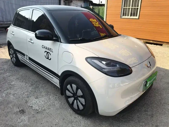 Wuling Bingo — Фото автомобиля 3