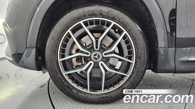 Mercedes-Benz EQB — Фото автомобиля 5