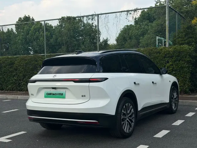 Nio ES6 — Фото автомобиля 14