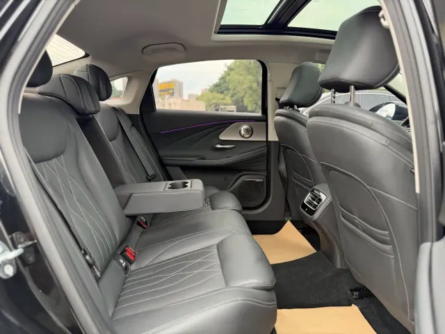 Chery Arrizo 8 — Фото автомобиля 11