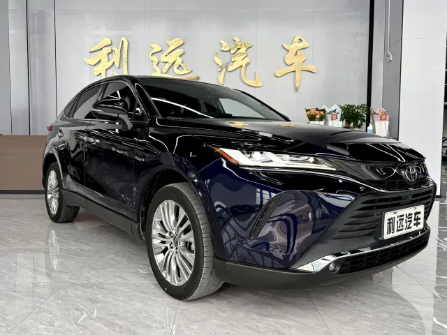 Toyota Harrier — Фото автомобиля 3