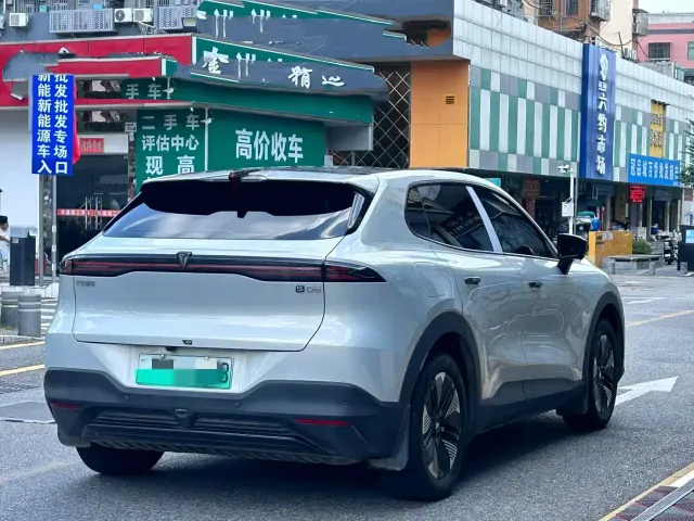 Deepal S05 — Фото автомобиля 3