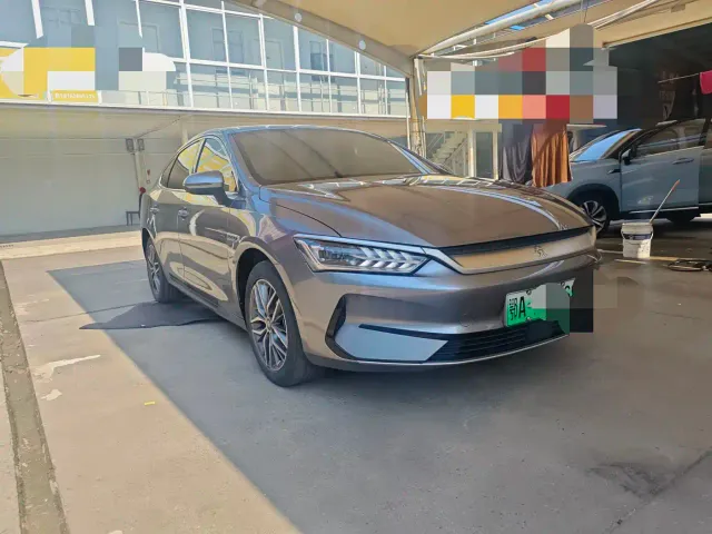 BYD Qin PLUS — Фото автомобиля 3