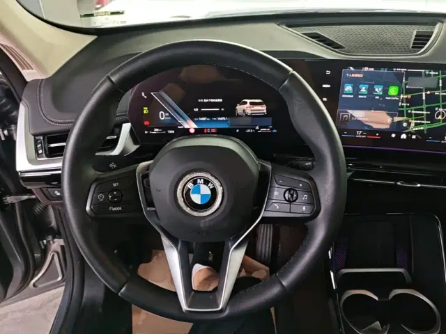 BMW X1 — Фото автомобиля 10