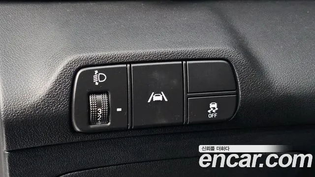 Hyundai Avante CN7 — Фото автомобиля 13