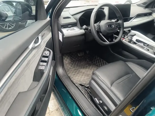 Geely Xingrui — Фото автомобиля 4
