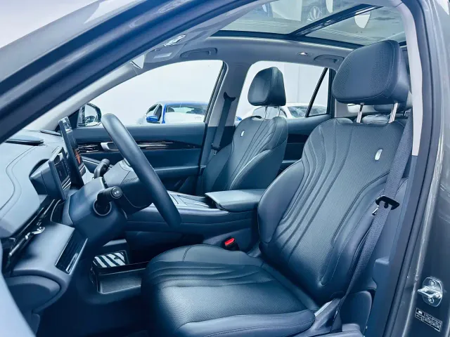 Geely Galaxy E5 — Фото автомобиля 10