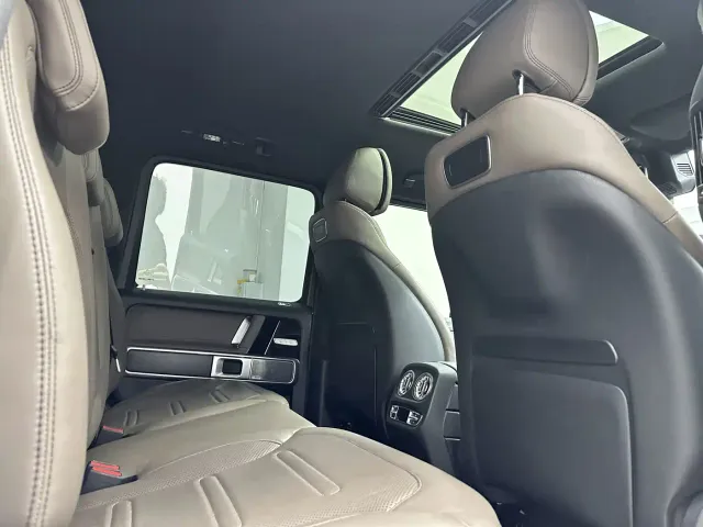 Mercedes-Benz G-Class — Фото автомобиля 14