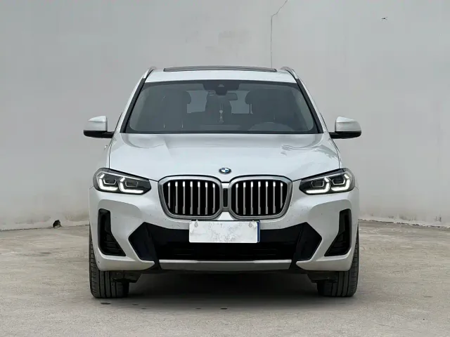 BMW X3 — Фото автомобиля 2