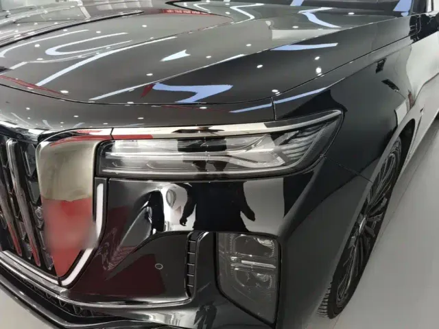 Hongqi H9 — Фото автомобиля 23