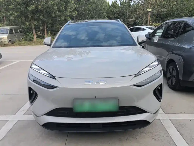 BYD Sealion 06 — Фото автомобиля 2