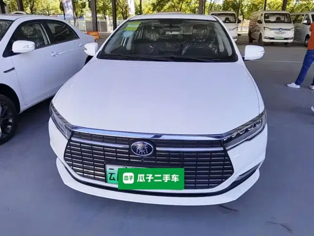 BYD Qin — Фото автомобиля 2