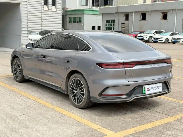 BYD Han — Фото автомобиля 17
